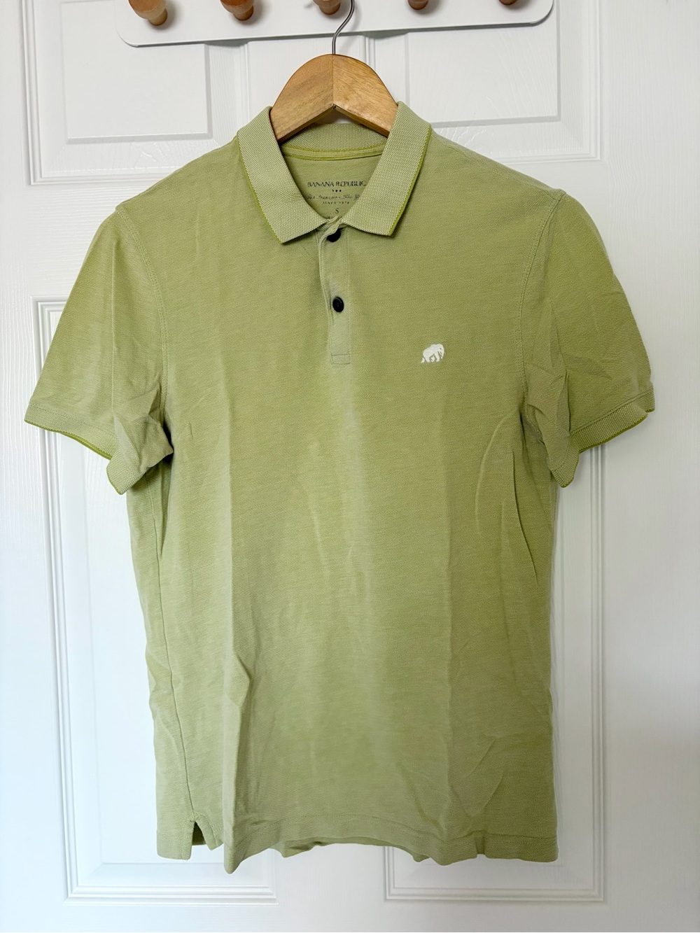 Banana Republic Light Olive Green Men’s Polo Shirt